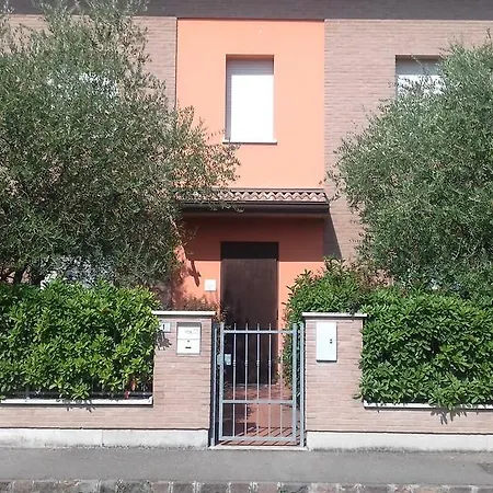 Casa Vacanza E Lavoro * 索巴拉